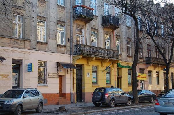 Apartment On Stepana Bandery 37 Постійне Електропостачання Lviv Exteriör bild