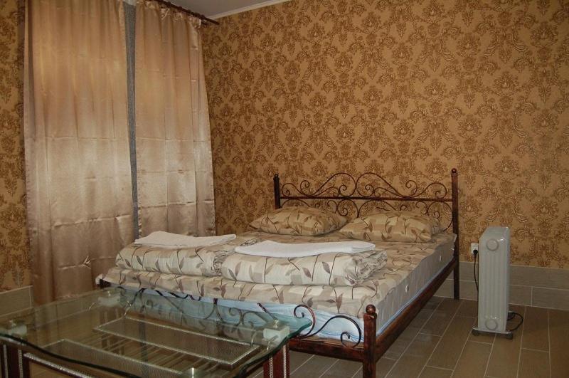 Apartment On Stepana Bandery 37 Постійне Електропостачання Lviv Exteriör bild